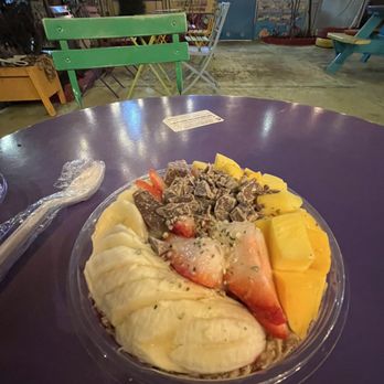 Juice 'n Beatz - Fantasy Acai Bowl - Fruits & Veggies Near Me - Woodside, New York Juice 'n Beatz - Fantasy Acai Bowl - Fruits & Veggies Near Me - Woodside, New York