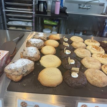 Cookies N Cream 2 - Cookies N Cream - Bakeries Near Me - Yonkers, New York Cookies N Cream 2 - Cookies N Cream - Bakeries Near Me - Yonkers, New York