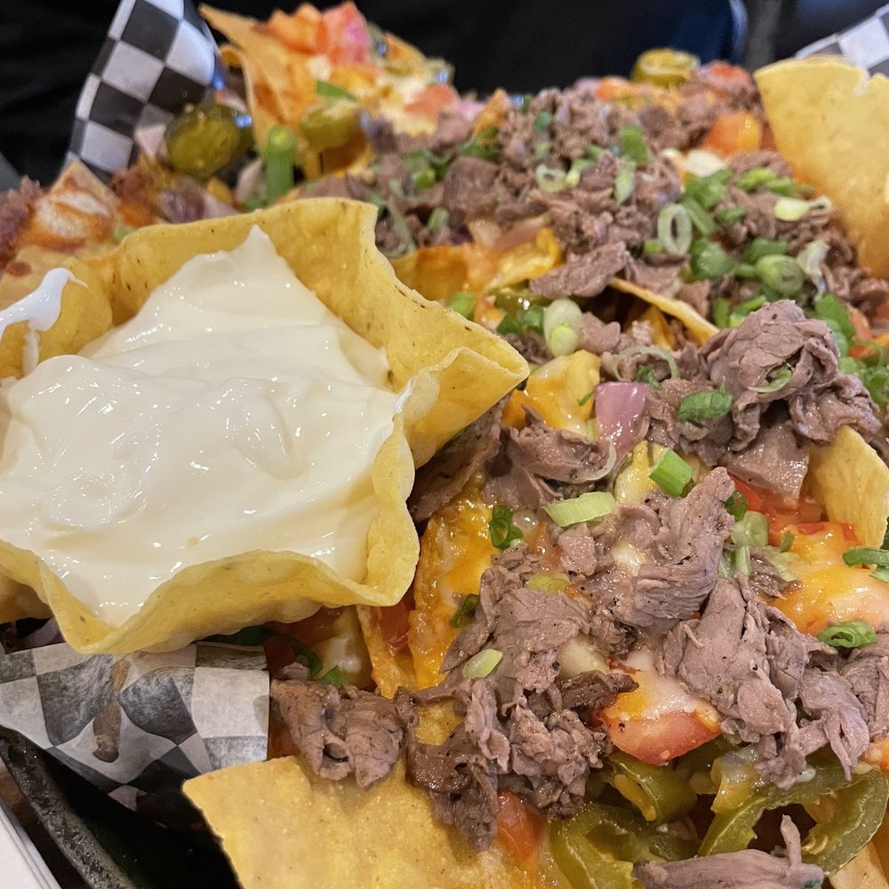 Jasper Brewing Company - Cast iron nachos - Burgers Near Me - Jasper, Alberta