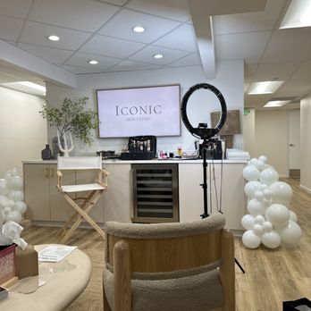 Iconic Skin Clinic - Placentia - Hallway - Medical Spas Near Me - Placentia, California Iconic Skin Clinic - Placentia - Hallway - Medical Spas Near Me - Placentia, California