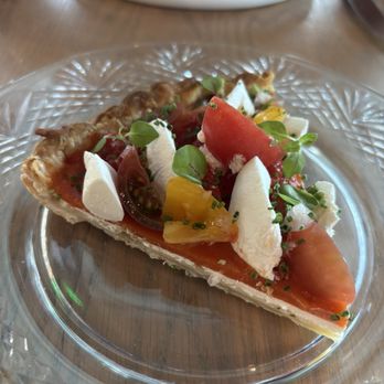 Camaraderie - Tomato tart - New American Near Me - Houston, Texas