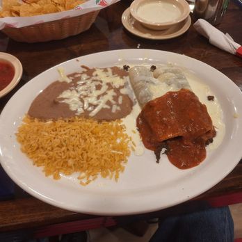 El Flamingo - Enchiladas Flamingo - Mexican Near Me - Rosepine, Louisiana