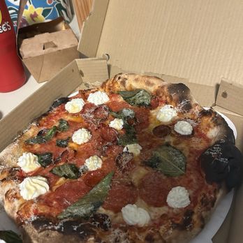 OB Slices - Hot honey pizza - Pizza Near Me - Alton, Illinois OB Slices - Hot honey pizza - Pizza Near Me - Alton, Illinois
