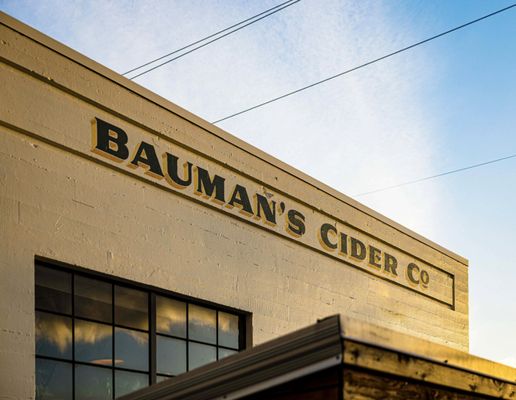 Bauman's on Oak by null