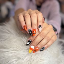 Zen Nail Lounge - Halloween nails!