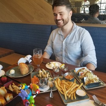 Bluewater Grill - Happy hour...draft beer, fish tacos, fries and oyster shooters - Seafood Near Me - Santa Barbara, California Bluewater Grill - Happy hour...draft beer, fish tacos, fries and oyster shooters - Seafood Near Me - Santa Barbara, California