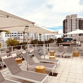 Hotel Greystone - Rooftop Pool - Hotels Near Me - Miami Beach, Florida Hotel Greystone - Rooftop Pool - Hotels Near Me - Miami Beach, Florida