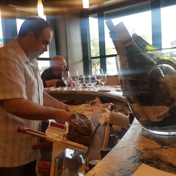 Somm's Kitchen - Tapas/Small Plates Near Me - Paso Robles, California