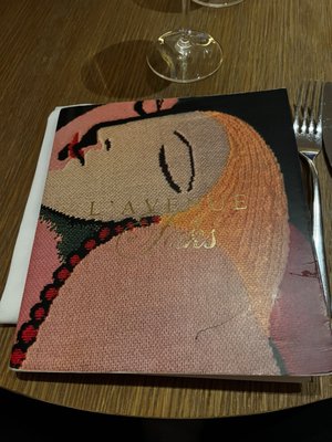 L’Avenue at Saks by null