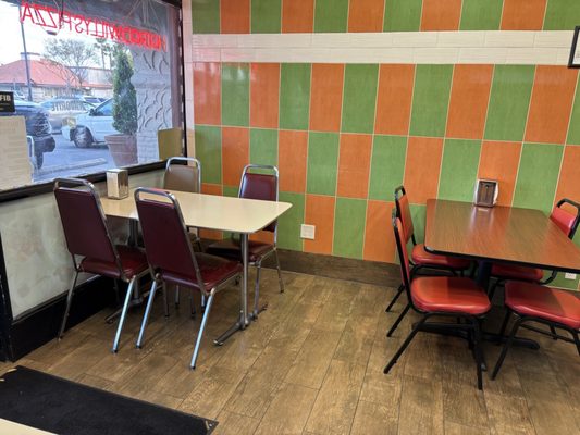 Hot Rod Willy’s Pizza by null