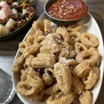 Brick+Bramble - Calamari - Cocktail Bars Near Me - Edwardsville, Illinois Brick+Bramble - Calamari - Cocktail Bars Near Me - Edwardsville, Illinois