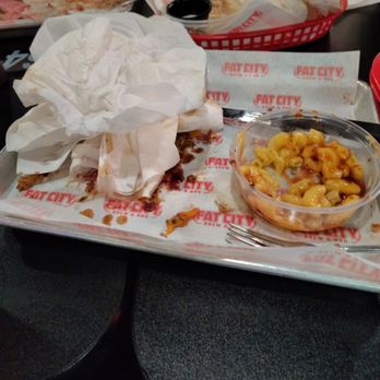 Fat City Brew & BBQ - This was the 10/10 Barbeque burger that 1/2 pounds absolutely delectable - Barbeque Near Me - Stockton, California Fat City Brew & BBQ - This was the 10/10 Barbeque burger that 1/2 pounds absolutely delectable - Barbeque Near Me - Stockton, California