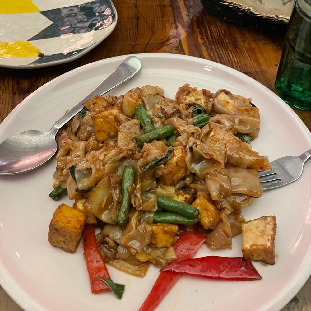 Yimm - Pad kee mao tofu - Thai Near Me - Oakland, California Yimm - Pad kee mao tofu - Thai Near Me - Oakland, California
