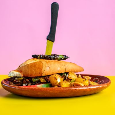 Kikey's Cafe To Go by null