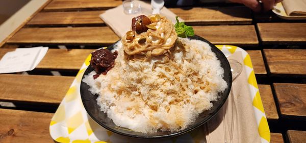 KO-LI shaved ice bar by null