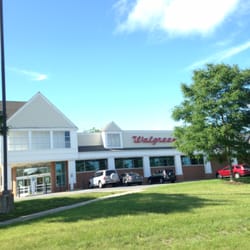 Walgreens - Medway Walgreens -- 68 Main Street / Route 109, Medway Storefront