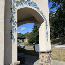 leonard labriola italian market - Entrance