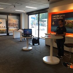 AT&T Store - Los Angeles
