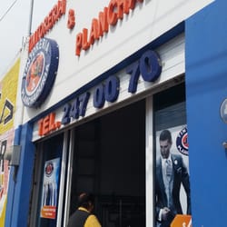 J&J - Fachada del negocio