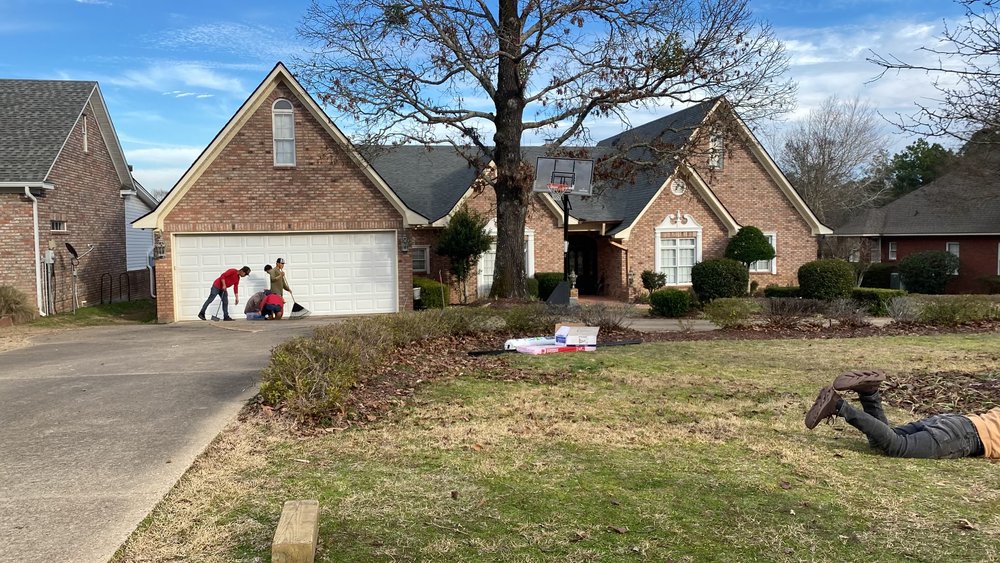 Slide of Olveda Roofing