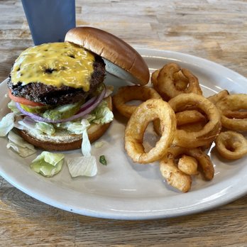 Sunrise Eatery - American Near Me - Zephyrhills, Florida Sunrise Eatery - American Near Me - Zephyrhills, Florida