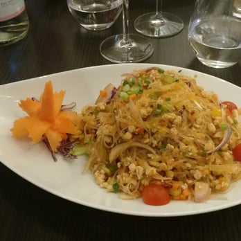 My Pumpui - Salade de vermicelles et poulet - Thai Near Me - Levallois-Perret, 92 My Pumpui - Salade de vermicelles et poulet - Thai Near Me - Levallois-Perret, 92