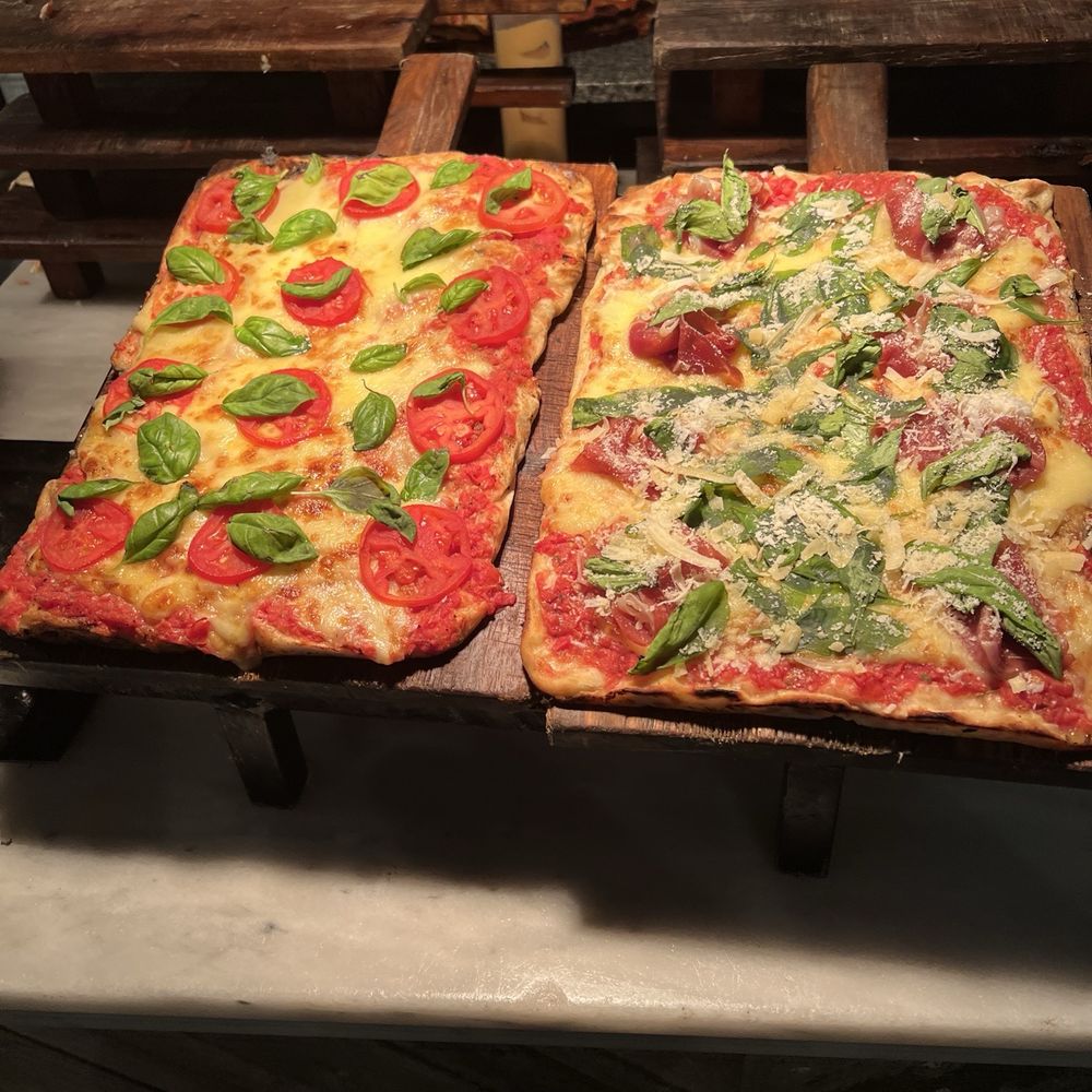 Güerrín - Pizza Near Me - Buenos Aires, C Güerrín - Pizza Near Me - Buenos Aires, C