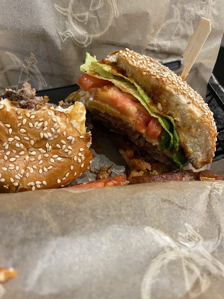 UNDERBELLY BURGER 12 Photos & 17 Reviews 45 Market St, Glenwood