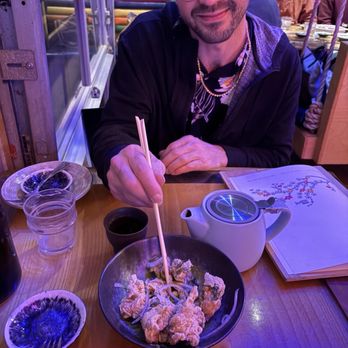 Lucky Robot Restaurant - Sushi Bars Near Me - Austin, Texas Lucky Robot Restaurant - Sushi Bars Near Me - Austin, Texas