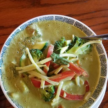 Thai Peru Restaurant - Green curry with broccoli - Thai Near Me - Camarillo, California Thai Peru Restaurant - Green curry with broccoli - Thai Near Me - Camarillo, California