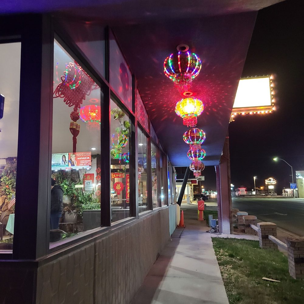 Chef Cheng's Chinese Restaurant - Outside lighting..cool Chinese Lanterns - Chinese Near Me - Elko, Nevada