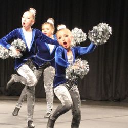 Ohhhhhh those facials gotta lovessss ... Coco Emma and Drew ! Mid- year