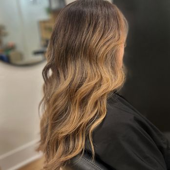Hair by Mia - Hair Stylists Near Me - Gilbert, Arizona Hair by Mia - Hair Stylists Near Me - Gilbert, Arizona