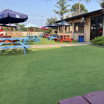 Booth’s Barbeque And Yard - outdoor picnic area - Barbeque Near Me - Oxford, Mississippi Booth’s Barbeque And Yard - outdoor picnic area - Barbeque Near Me - Oxford, Mississippi