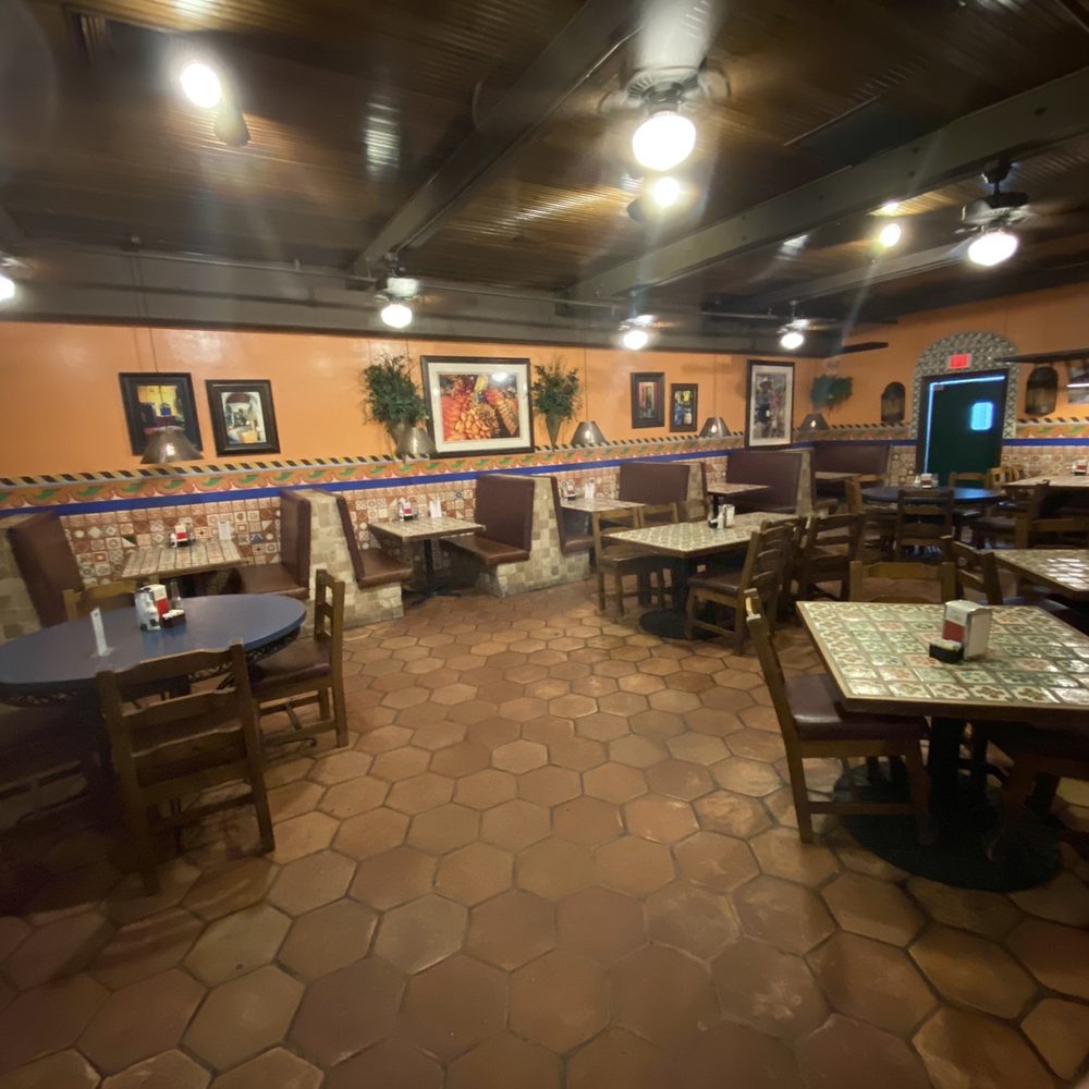 Rosa's Mexican Grill - Dining room - Mexican Near Me - Mesa, Arizona