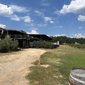 Solaro Estate - Wineries Near Me - Dripping Springs, Texas Solaro Estate - Wineries Near Me - Dripping Springs, Texas