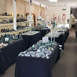 Crystal Keepers - Gems on crystals on stones on gems!!! There's LOTS!!!