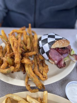 Pete's Place by null