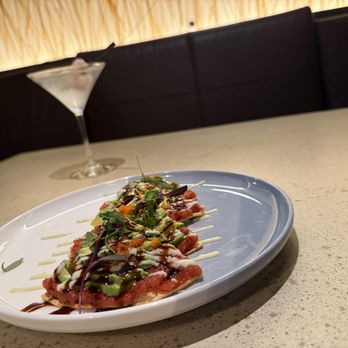 Ren Thai Sushi - Spicy tuna pizza 1000/10 - Thai Near Me - Plantation, Florida Ren Thai Sushi - Spicy tuna pizza 1000/10 - Thai Near Me - Plantation, Florida