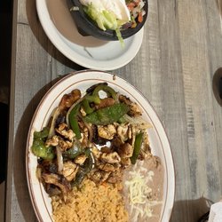 El Pedregal - Lunch chicken fajitas