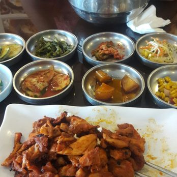 Hodori Restaurant - I had the chicken bulgolgi made a little differently, that's why it's on a plate with less veggies. - Korean Near Me - Mesa, Arizona