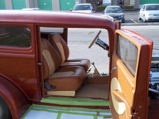 L A Custom Interiors