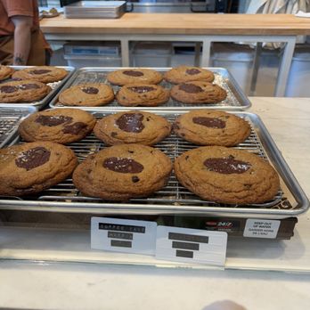 Sugarwolf Bakery - Bakeries Near Me - Austin, Texas