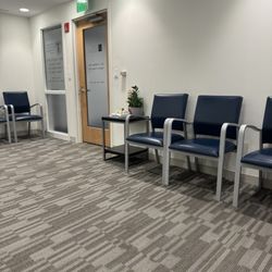 International Spine, Pain & Performance Center - Office waiting area.