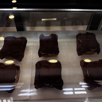 Bubble & Butter - Patisserie/Cake Shop Near Me - Chula Vista, California