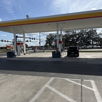Shell Gas Station - Gas Stations Near Me - Lakeland, Florida
