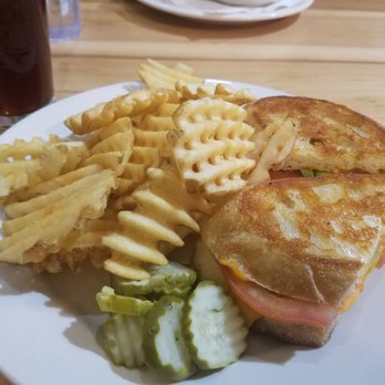 Loula's Cafe - Big Sky Grilled Cheese with Waffle Fries - Breakfast & Brunch Near Me - Whitefish, Montana