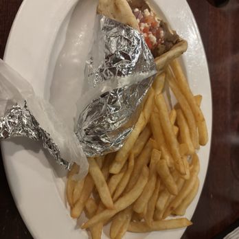 7 West Bistro Grille - Gyro Sandwich - Mediterranean Near Me - Towson, Maryland