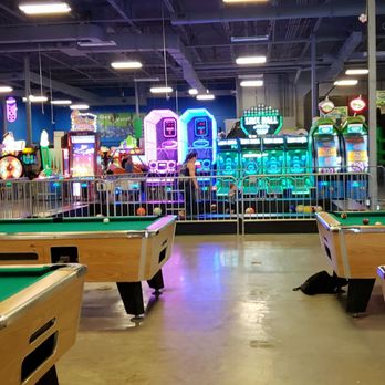 Bravoz Entertainment Center - Inside - Arcades Near Me - Jacksonville, Florida Bravoz Entertainment Center - Inside - Arcades Near Me - Jacksonville, Florida