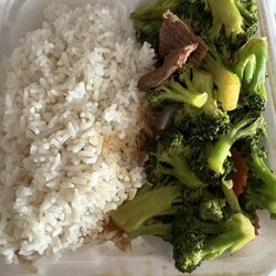 China Express - Beef and Broccoli Bowl with steamed rice